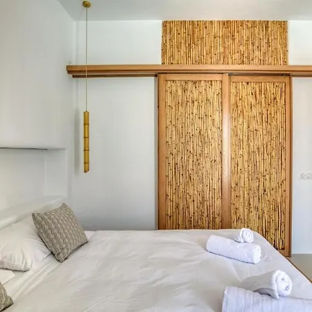 Lil Paros Luxury Suites Dhragoulas Exterior photo