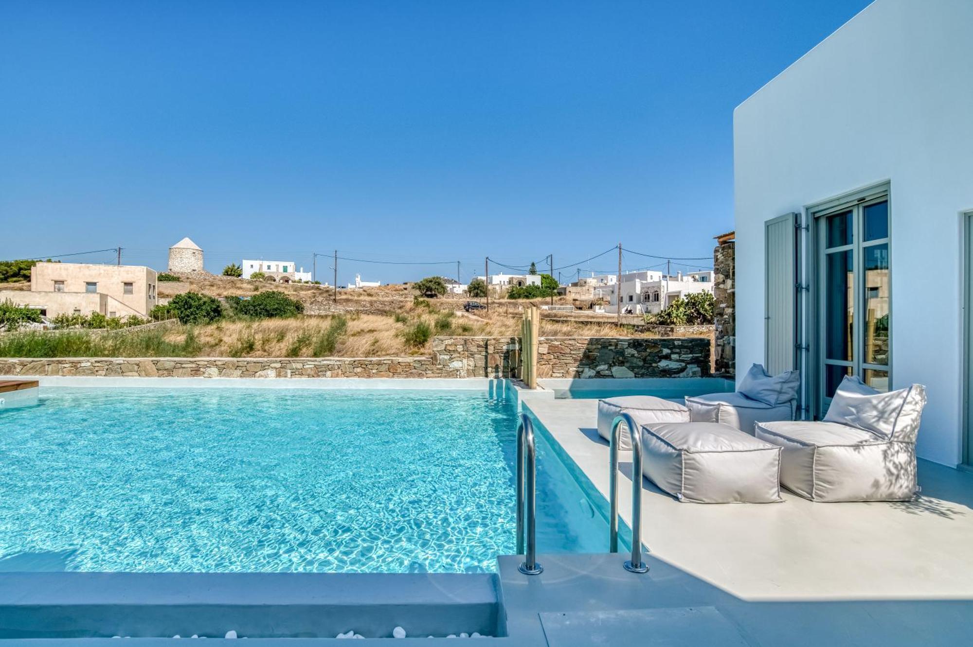 Lil Paros Luxury * Dhragoulas