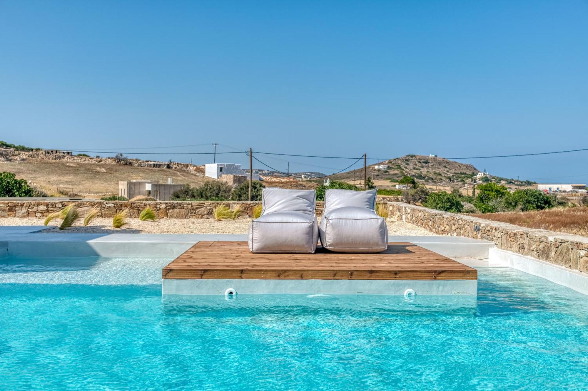 Villa Lil Paros Luxury