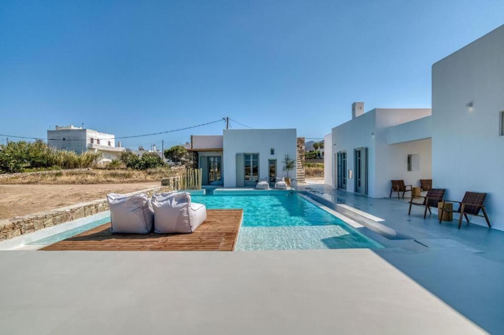 Villa Lil Paros Luxury Dhragoulas